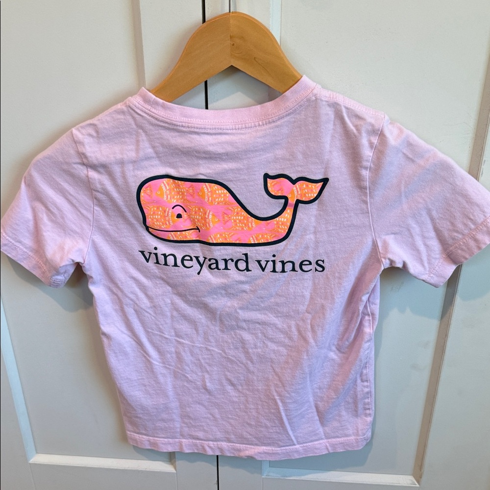 Vineyard Vines Light Pink Kids Tee with Whale Design